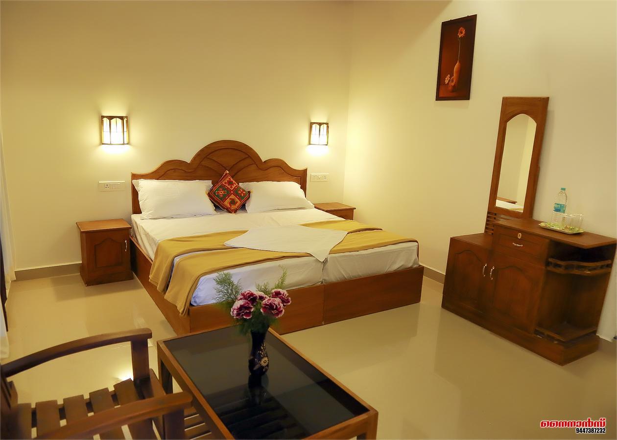 Holiday Villa Thekkady Buitenkant foto