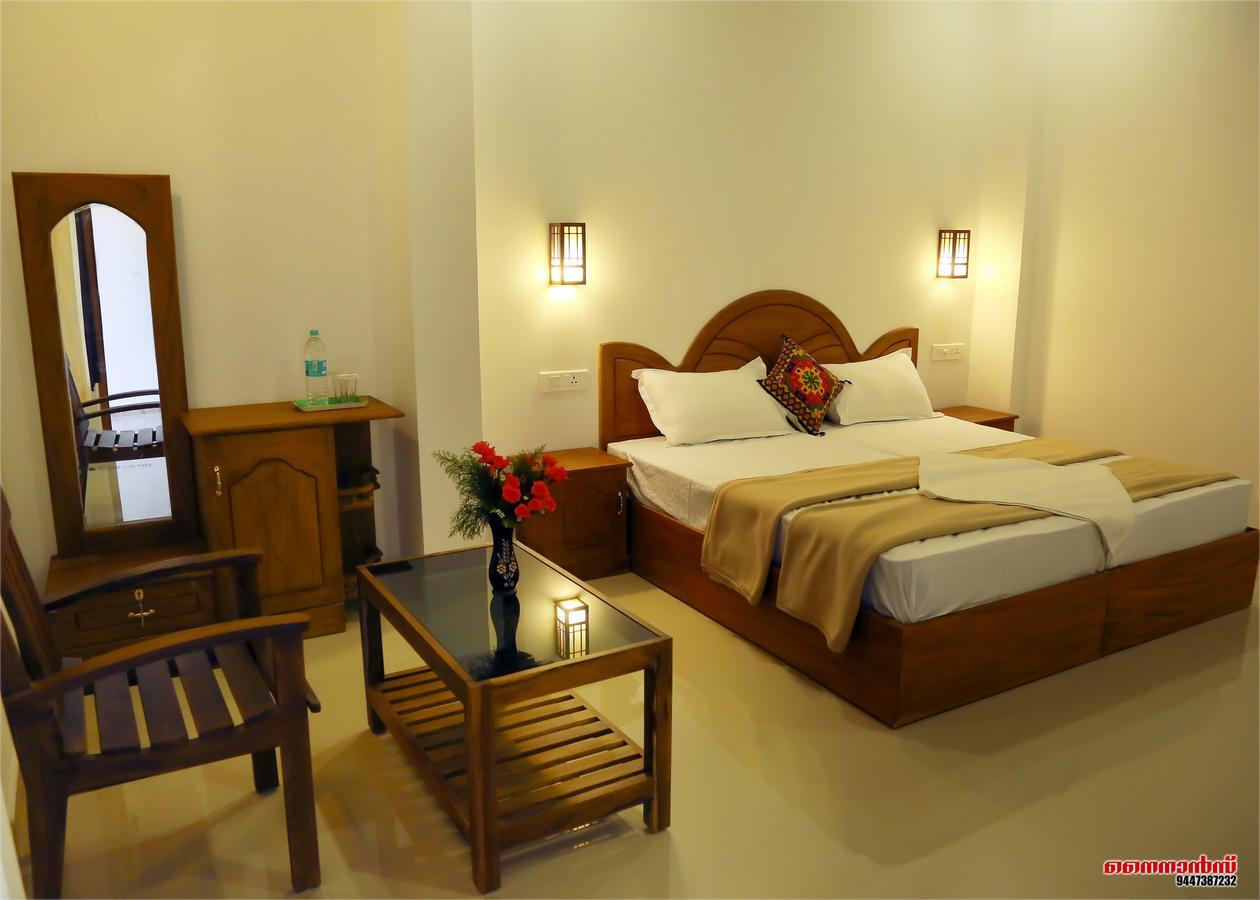 Holiday Villa Thekkady Buitenkant foto