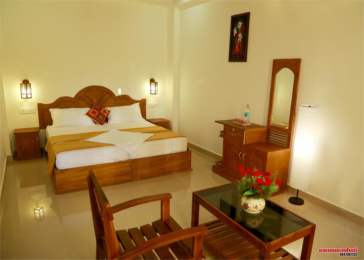 Holiday Villa Thekkady Buitenkant foto